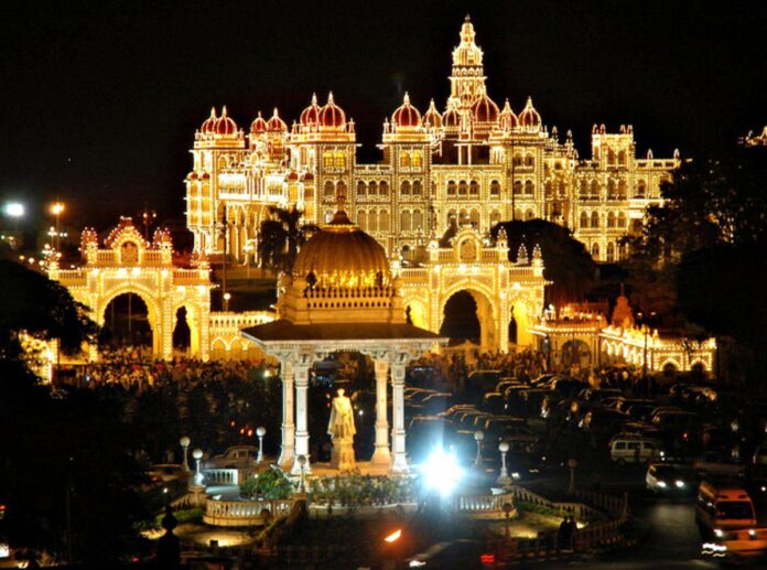 Mysore Palace is getting ready: The splendor of 97 thousand lights