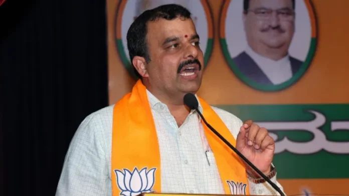 Siddaramaiah became a mullah and is now going to become a father - MLA Sunil