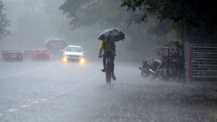 Cyclone: ​​Heavy rains until October 11