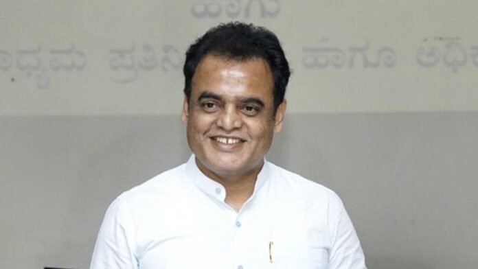 Deve Gowda's words are the law: Ashwath Narayan clarifies