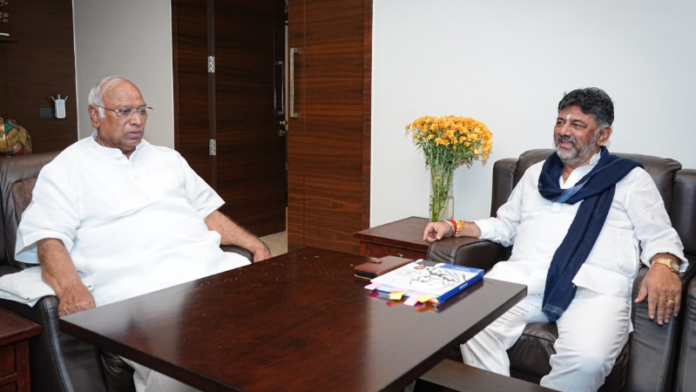 Secret meeting with Kharge - DK who doesn't give away secrets Secret meeting with Kharge - DK who doesn't give away secrets