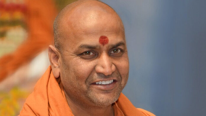 Setback for Dharwad district administration - permission to enter Kanneri Sri