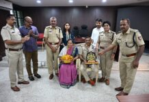 ನಿವೃತ್ತ DSPಗೆ ಅದ್ದೂರಿ ಬೀಳ್ಕೋಡುಗೆ!