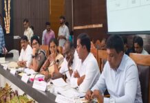 ಕೇಂದ್ರ ಸಚಿವ ಕುಮಾರಸ್ವಾಮಿ ನೇತೃತ್ವದ ದಿಶಾ ಸಭೆಯಲ್ಲಿ ಮುಂದುವರೆದ ಕಾಂಗ್ರೆಸ್ ಶಾಸಕರ ಅಸಹಕಾರ ಚಳುವಳಿ