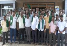 ಹಾನಗಲ್ ಕೆರೆಗಳಿಗೆ ನೀರು ತುಂಬಿಸಲು ಆಗ್ರಹಿಸಿ ನೀರಾವರಿ ಇಲಾಖೆ ಎದುರು ರೈತ ಸಂಘ ಪ್ರತಿಭಟನೆ.