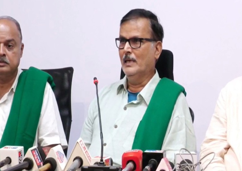Hubli News: ಕಬ್ಬಿಗೆ FRP ₹4,500ಕ್ಕೆ ಹೆಚ್ಚಿಸಬೇಕು: ಕುರುಬೂರು ಶಾಂತಕುಮಾರ್ ಆಗ್ರಹ